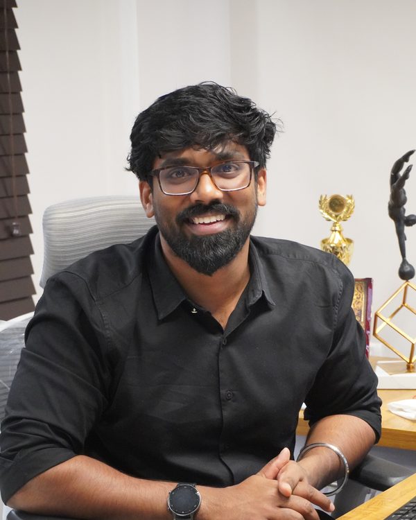 AI Coach John — Founder & CEO, PROITBRIDGE
